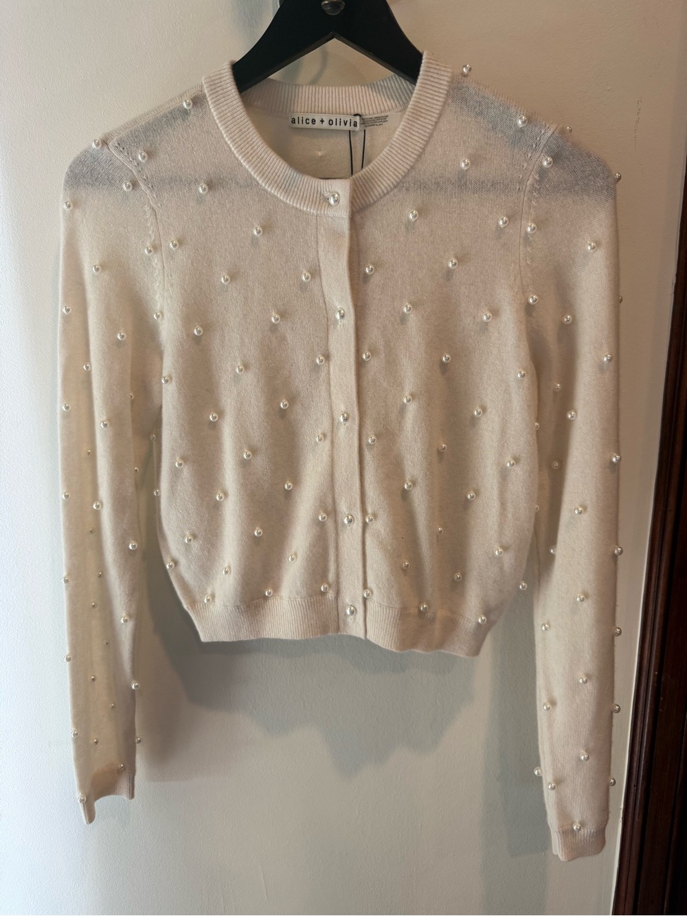 Alice + Olivia Cream Cashmere Pearl-Embellished Crew Cardigan - Picture 2 of 4